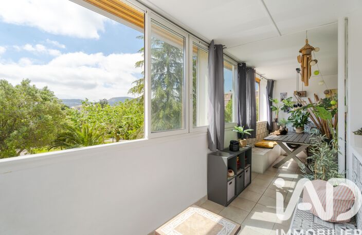 Vente Appartement 5 pièces — photo 2
