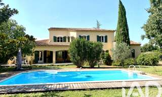 Maison 7 Pièces 204 m² à vendre à Carpentras (84200)