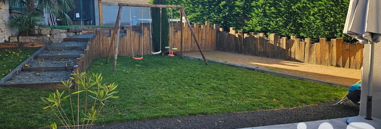 Maison 6 Pièces 134 m² à vendre à Charentay (69220)