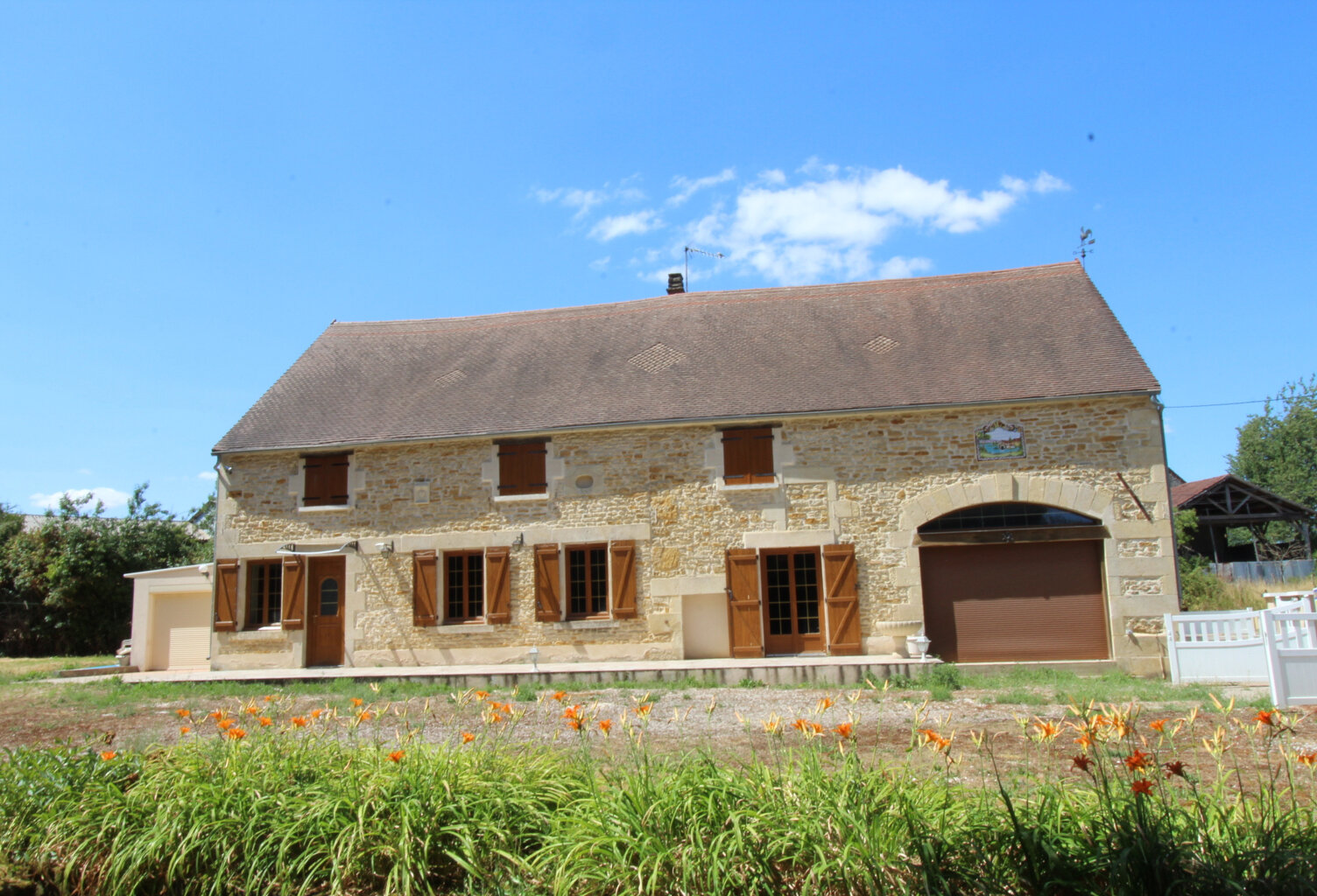 20 km Est La Charité sur Loire, 2h30 sud Paris (A77), belle — photo 1