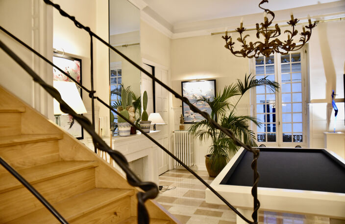 NIMES PREFECTURE Appartement bourgeois de 283 m2 avec garage — photo 4