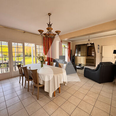 Maison 8 pièces 396000 €