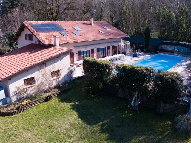 MONNETIER-MORNEX : TRES BELLE MAISON INDIVIDUELLE AVEC TERRAIN — photo du bien
