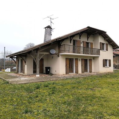 Maison 6 pièces 745000 €