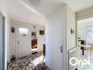 Appartement À Vendre à VICHY — photo 3