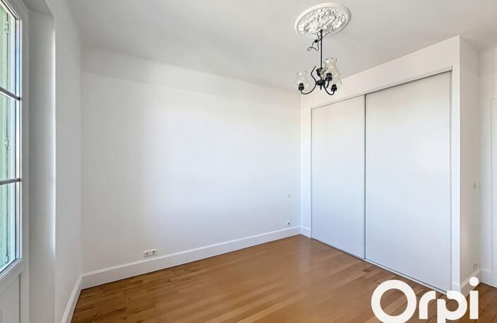 Appartement À Vendre à VICHY — photo 5