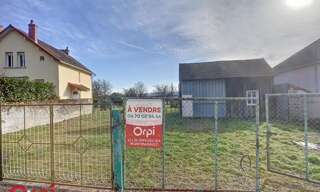 Terrain  1398 m² à vendre à Montmarault (03390)