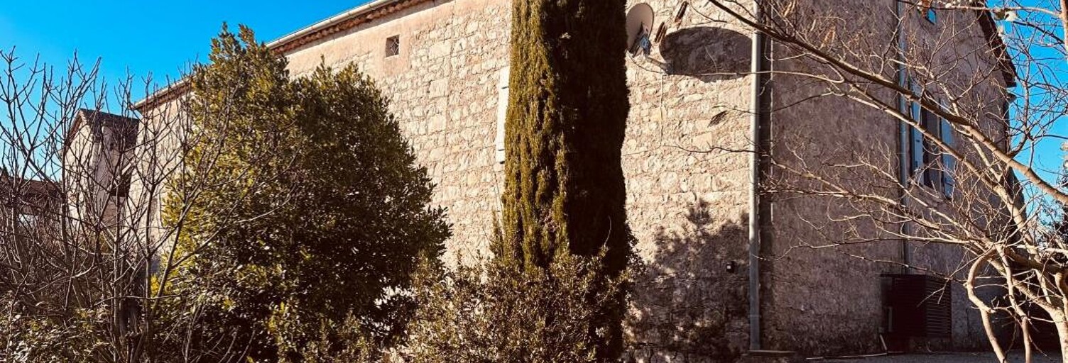 Maison 5 Pièces 323 m² à vendre à Ruoms (07120)