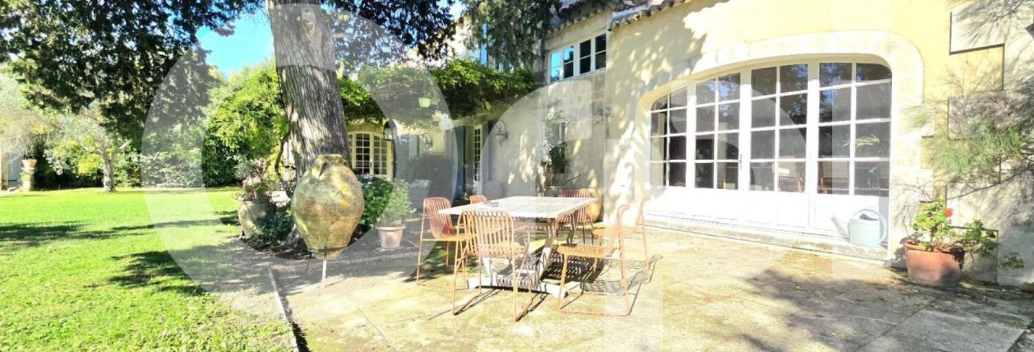 Maison 5 Pièces 238 m² à vendre à Arles (13280)