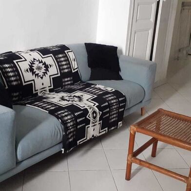 Appartement 1 pièces 550 €