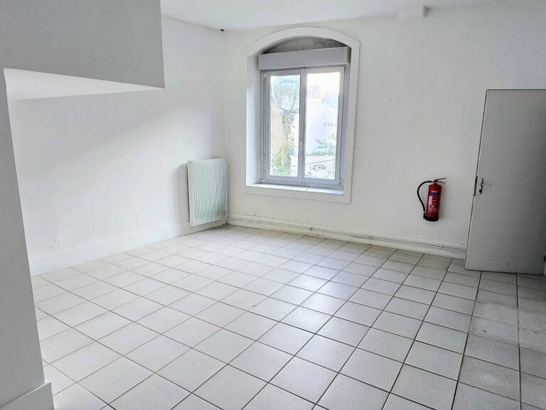 Maison Gray 14 pièce(s) 450 m2 — photo 1