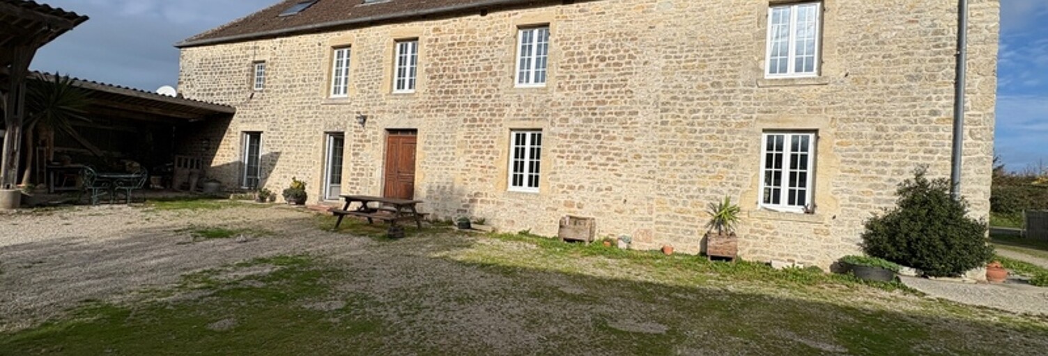 Maison 7 Pièces 245 m² à vendre à Carentan-les-Marais (50500)