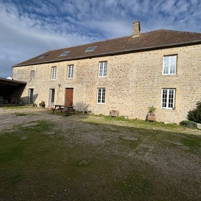 Maison 7 pièces 334000 €