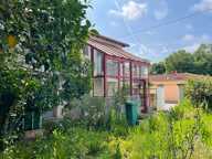 À vendre jolie maison de ville avec jardin et garage à Montélimar — photo 4
