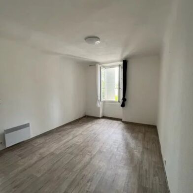 Appartement 3 pièces 620 €