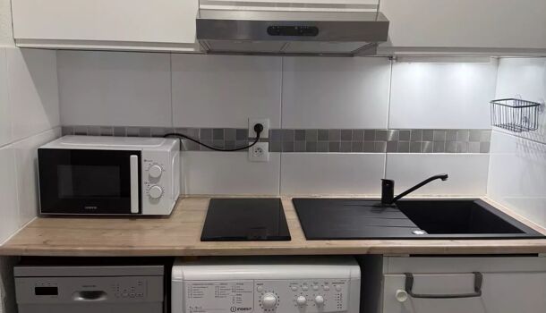 Appartement 1 pièces  à louer Marseille 8eme 13008