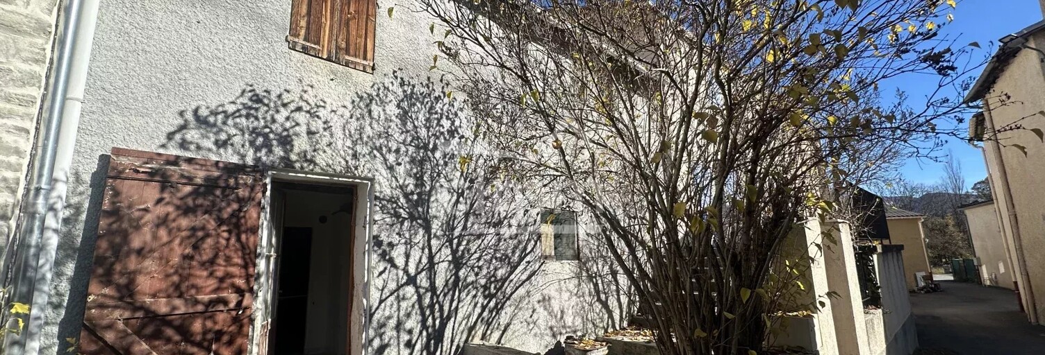 Maison 6 Pièces 46 m² à vendre à Clumanc (04330)