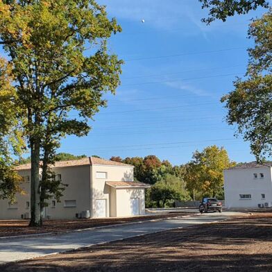 Maison 4 pièces 1768 €