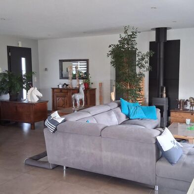 Maison 5 pièces 399000 €