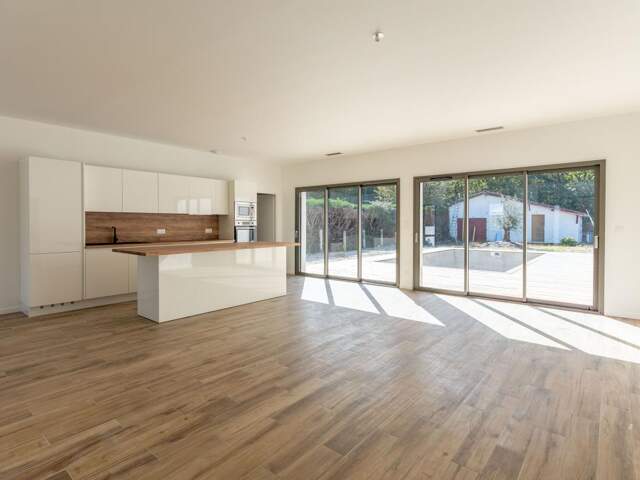 Maison À Vendre — photo du bien