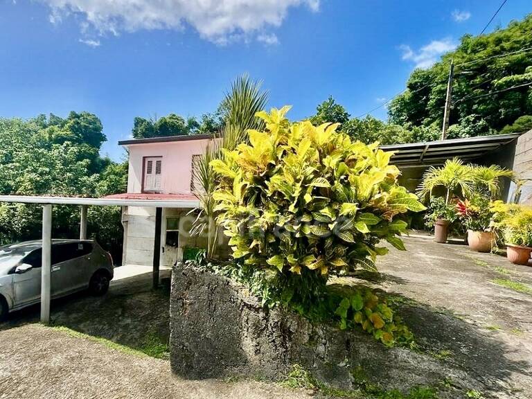 Ensemble immobilier à vendre au MORNE-VERT (972) — photo 1