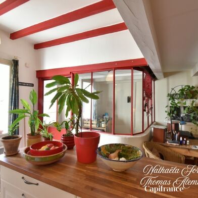 Appartement 3 pièces 183843 €