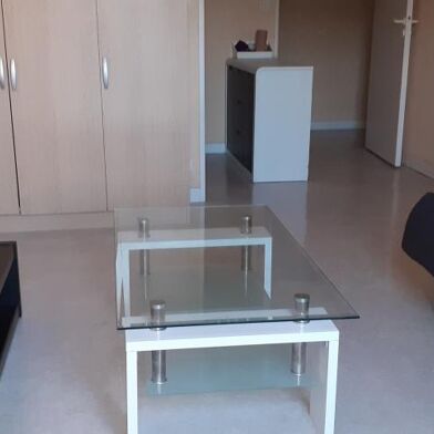 Appartement 1 pièces 440 €
