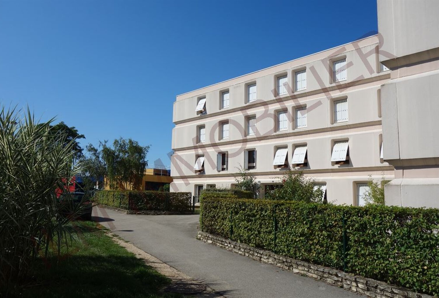 BEL APPARTEMENT T3 AUXERRE SECTEUR SAINT-SIMÉON — photo 1