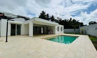 Maison 4 Pièces 113 m² à louer à Petit-Bourg (97170)