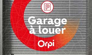 Garage   m² à louer à Saint-Priest (69800)