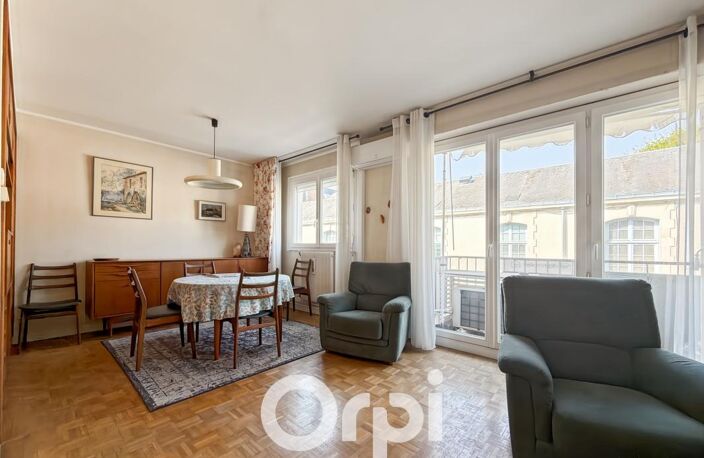 Appartement À Vendre — photo 2