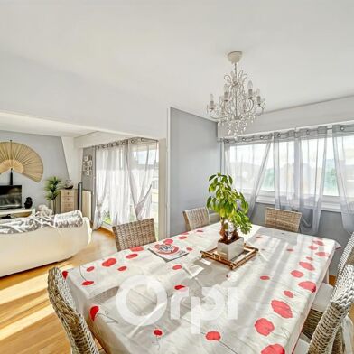 Appartement 3 pièces 194860 €