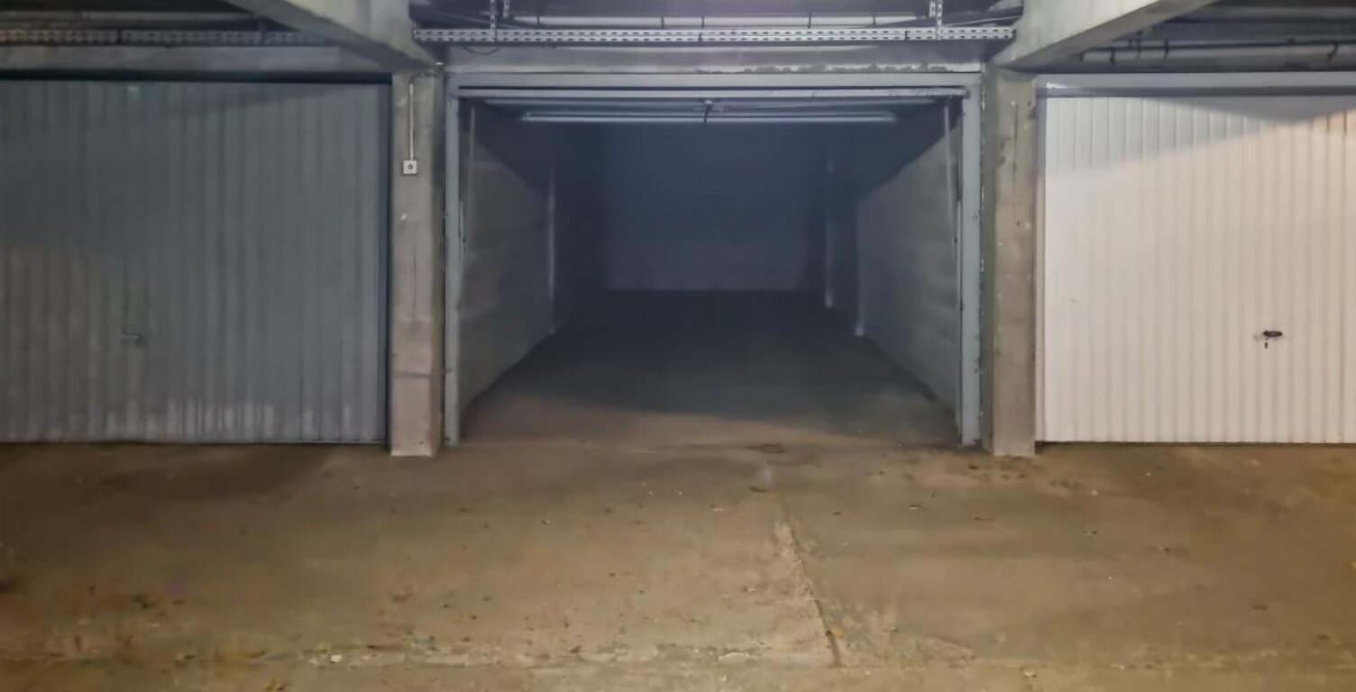 LYON 5ᵉ – POINT DU JOUR – GARAGE DOUBLE EN ENFILADE – 25 m² – PRIX TRÈS ATTRACTIF — photo 1