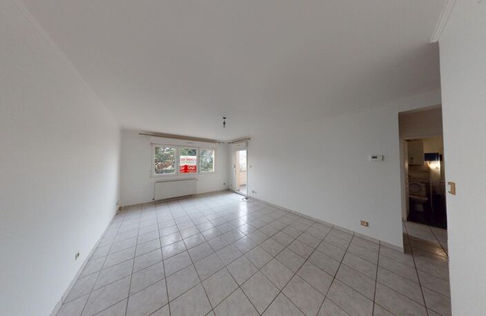 Appartement 2 pièces avec balcon et place de parking privative — photo 4