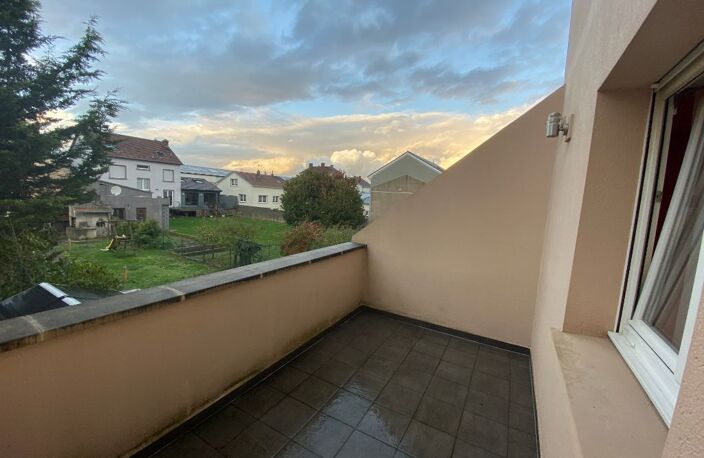 Appartement 2 pièces avec balcon et place de parking privative — photo 5