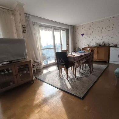 Appartement 4 pièces 225000 €