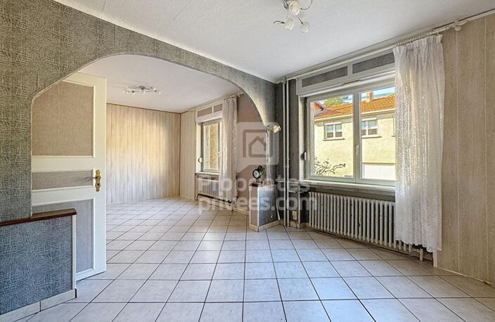 Maison 3 chambres avec garage et extérieurs — photo 3