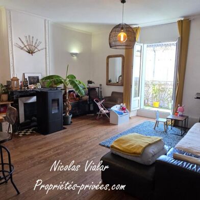 Appartement 3 pièces 136490 €