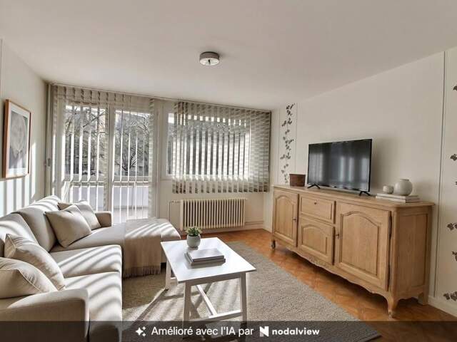 Saint-Étienne 42100 Quartier Bellevue Solaure Appartement 60 m² 2 chambres  au 1er étage sur 8 avec ascenseur. CAVE — photo du bien