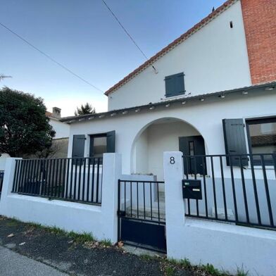 Maison 4 pièces 898 €