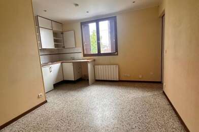 Appartement 1 pièces 137700 €