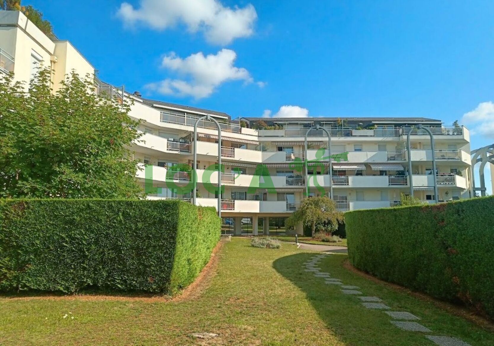 Photo Location Studio 34 m² à Fontaine-Lès-Dijon 671 ¤ CC /mois image 3/4