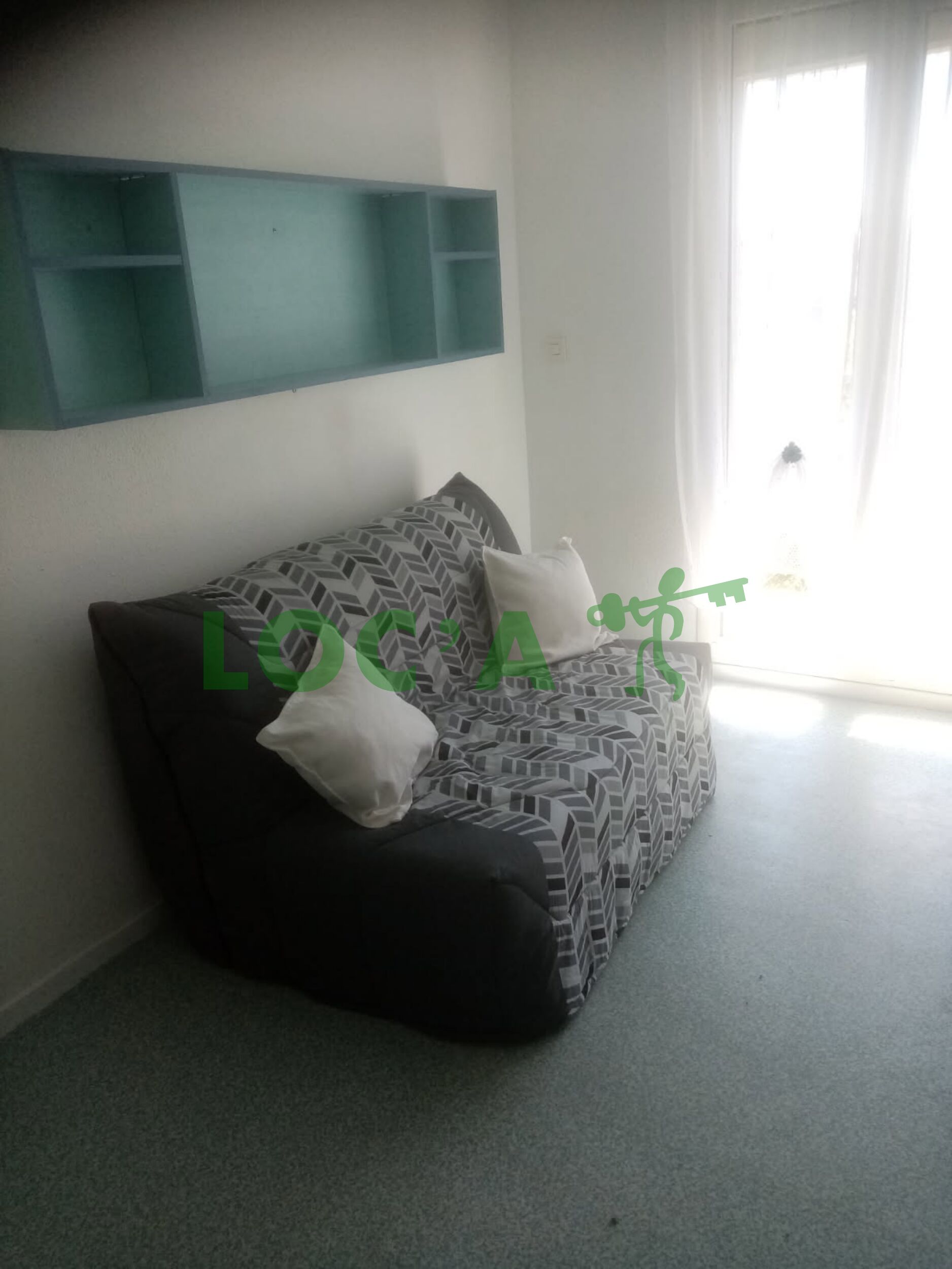 Location Studio 18 m² à Dijon 501 ¤ CC /mois