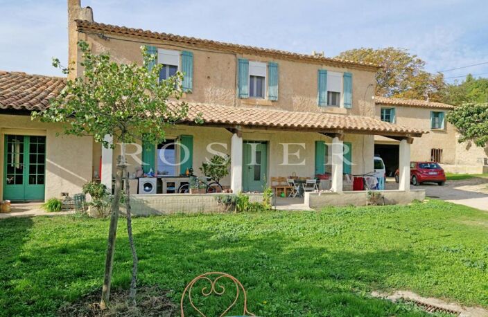 Domaine viticole et oléicole sur 73 hectares au coeur du Luberon — photo 5