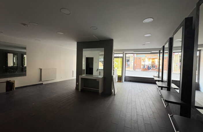Local commercial- TARARE — photo 3