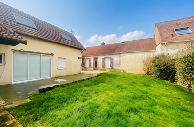 House with garden and outbuilding — photo du bien
