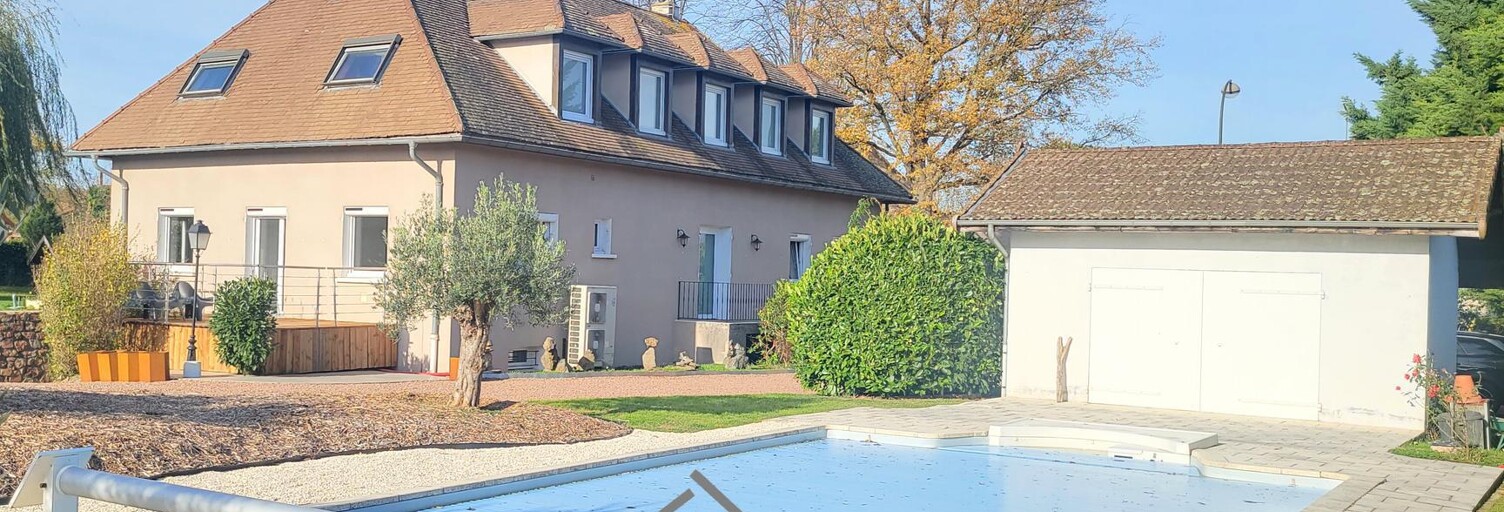 Maison 12 Pièces 297 m² à vendre à Saint-Germain-Lespinasse (42640)