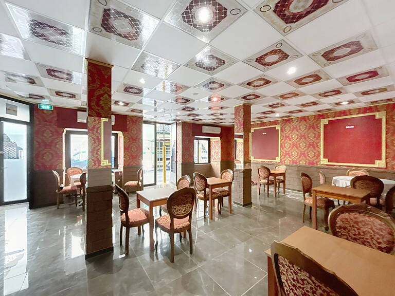 Local commercial restaurant Nice Centre proche Iconic157 m2 — photo 1