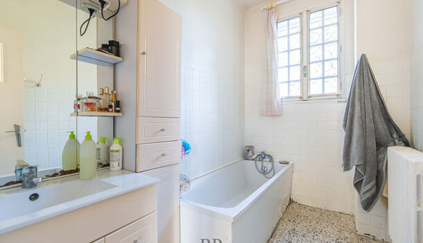 Villa / Maison 7 pièces  à vendre Lourmarin 84160