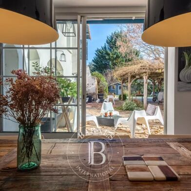 Maison 9 pièces 1370000 €